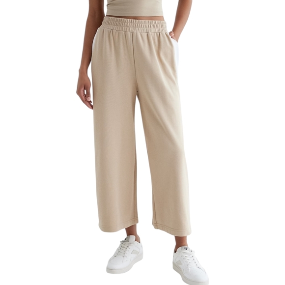 Express High Waisted Wide Leg Knit Cropped Pants Womens XL Beige Side Stripe - Picture 5 of 6